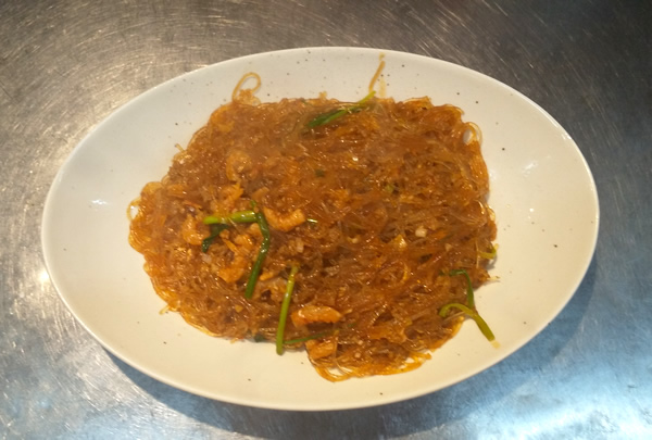 春雨とひき肉と干しエビの辛み煮込み